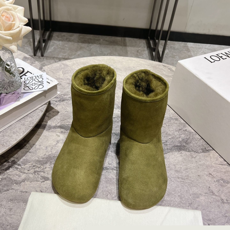 l*ew* boots